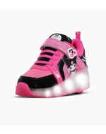 ZAPATILLAS FOOTY ROLLER KUROMI FUCSIA/NEGRO CON LUCES LED RECARGABLE (28-36) - Imagen 2