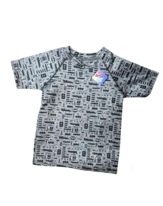 remera_uv_batman-removebg-preview-removebg-preview (1) REMERA MANGA CORTA BATMAN CON FILTRO UV - Imagen 1